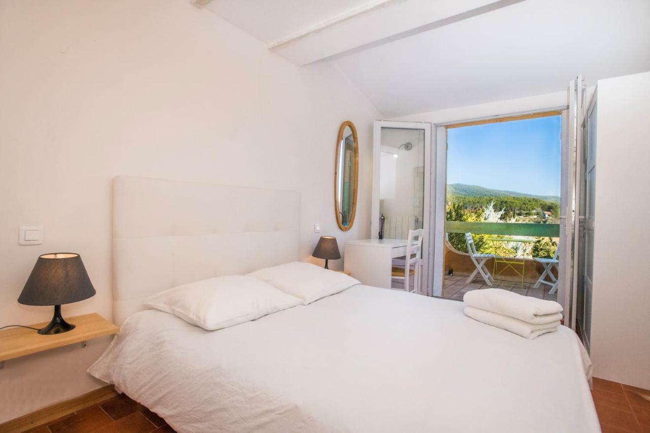 B&B Chez Max Figanières Екстериор снимка